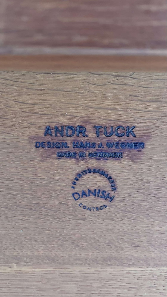 Image 1 of Table basse vintage en chêne Hans J Wegner