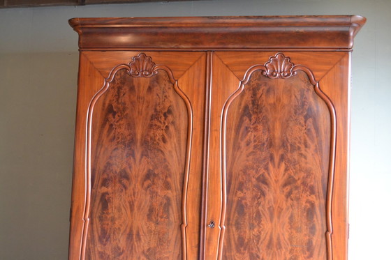 Image 1 of Armoire Biedermeier ancienne en acajou