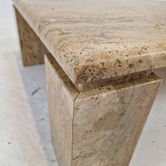 Image 1 of Table basse vintage italienne en travertin, 1980