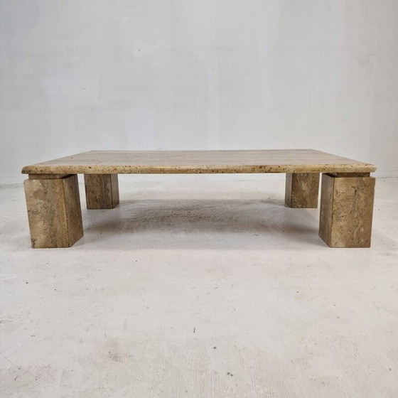 Image 1 of Table basse vintage italienne en travertin, 1980