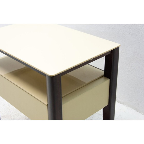Image 1 of Table de nuit vintage en hêtre et verre, Tchécoslovaquie années 1960