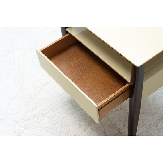 Image 1 of Table de nuit vintage en hêtre et verre, Tchécoslovaquie années 1960