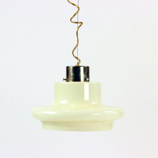 Plafonnier vintage en opaline crème et laiton, 1960