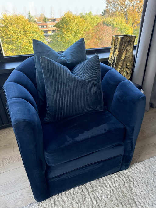 Fauteuil Eichholtz bleu nuit