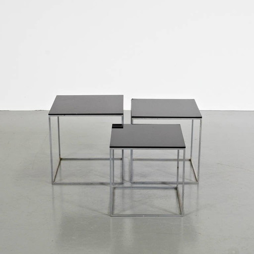 Tables gigognes PK71 de Poul Kjaerholm des années 1960