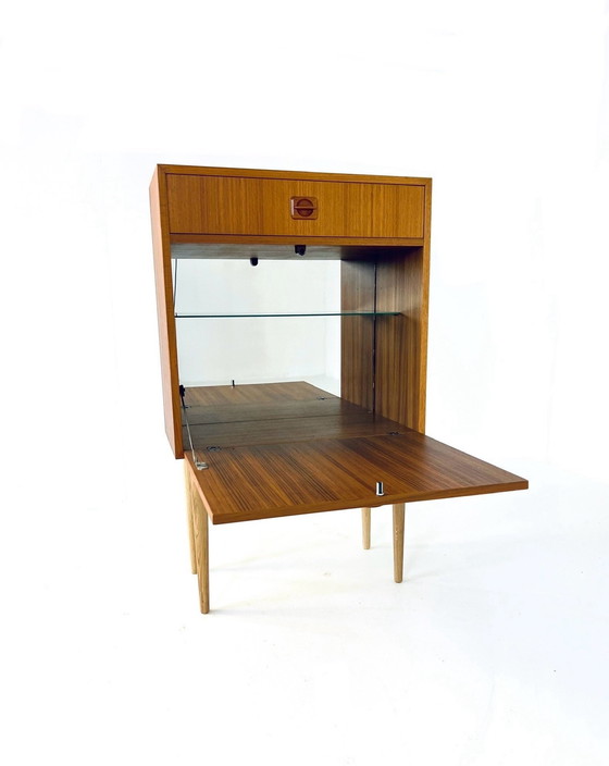 Image 1 of Armoire à miroirs danoise '60