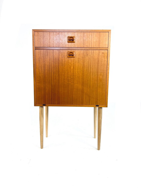 Image 1 of Armoire à miroirs danoise '60