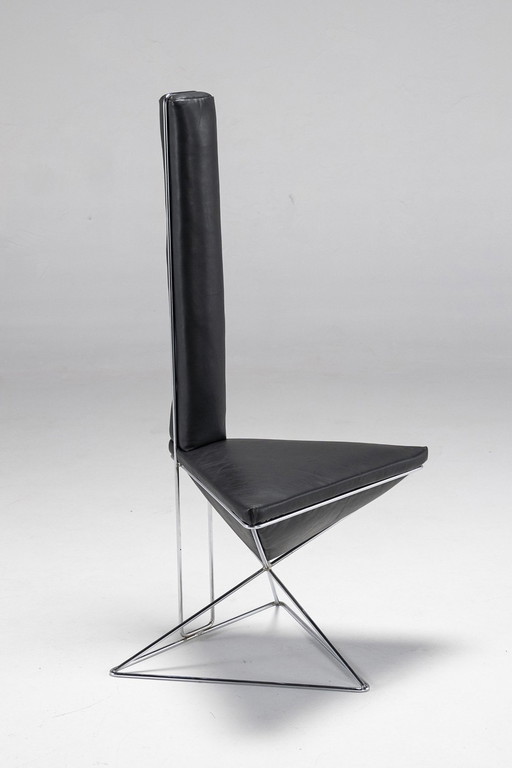 Chaise d'appoint italienne en cuir géométrique, Italie, années 1980