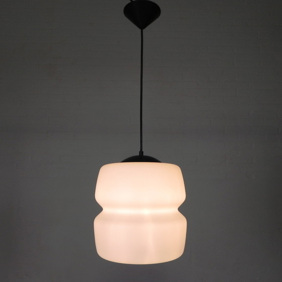 Image 1 of Lampe suspendue vintage avec ampoule en verre opalin, 1960s
