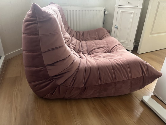 Image 1 of Togo Ligne Roset En Velours Rose - 2 Places