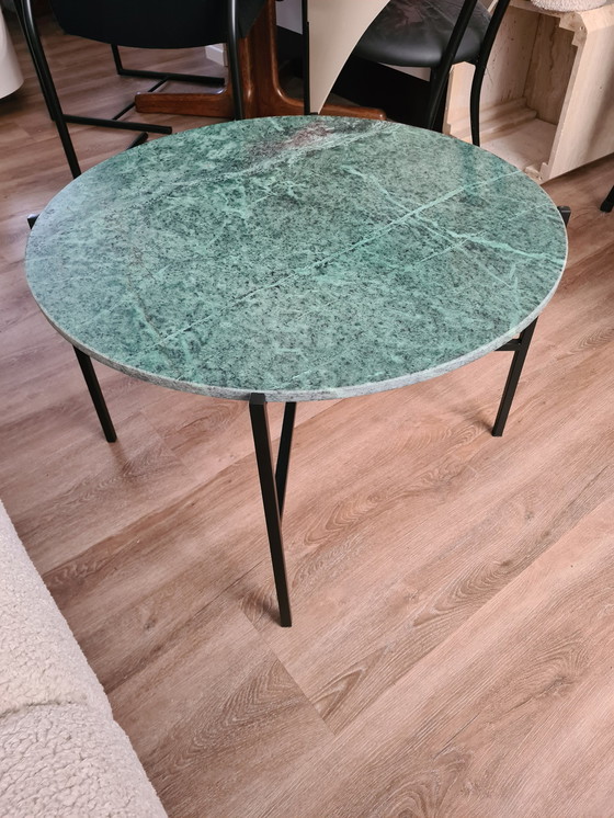 Image 1 of Marbre de table