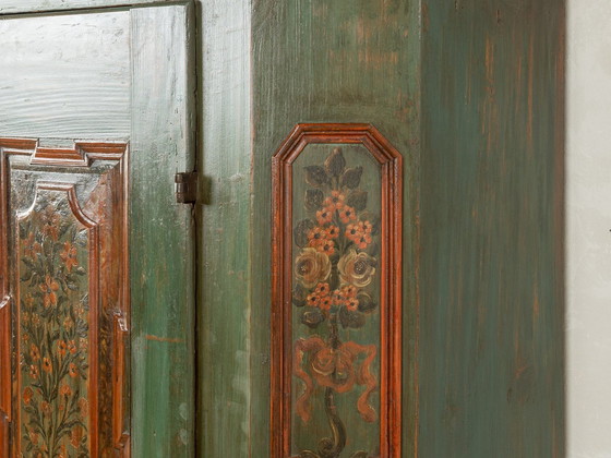 Image 1 of  Armoire ancienne de ferme