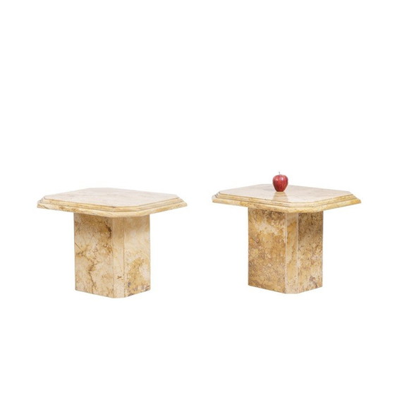 Image 1 of Paire de tables d'appoint vintage en marbre de Sienne, Italie 1970