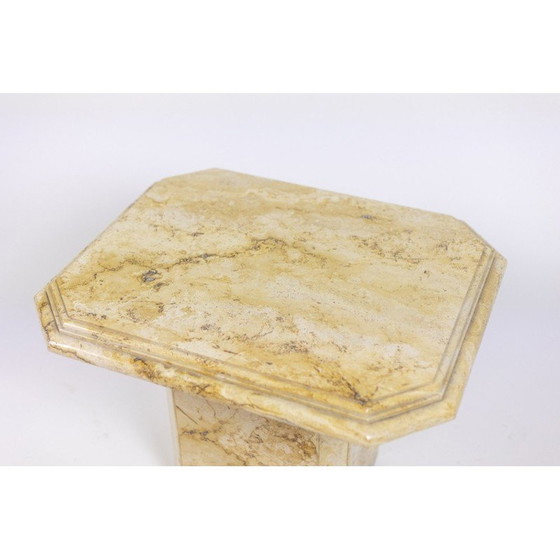 Image 1 of Paire de tables d'appoint vintage en marbre de Sienne, Italie 1970