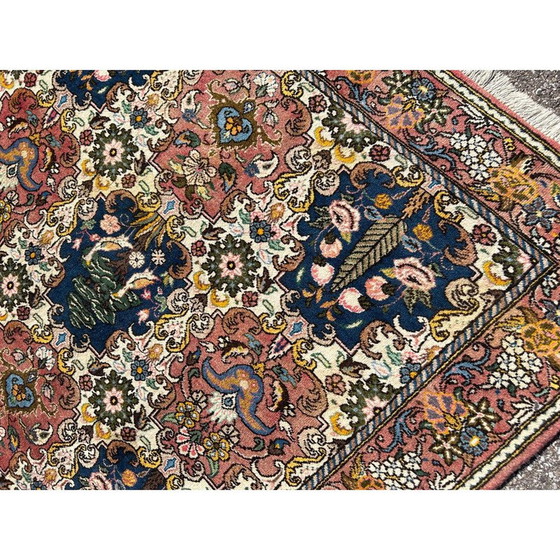 Image 1 of Tapis oriental vintage en laine nouée à la main avec décoration d'oiseaux, 1970