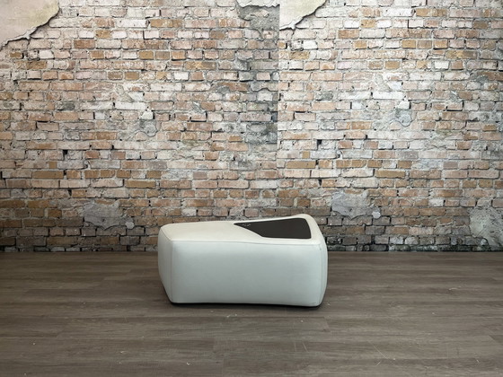 Image 1 of Leolux Archipel Hocker