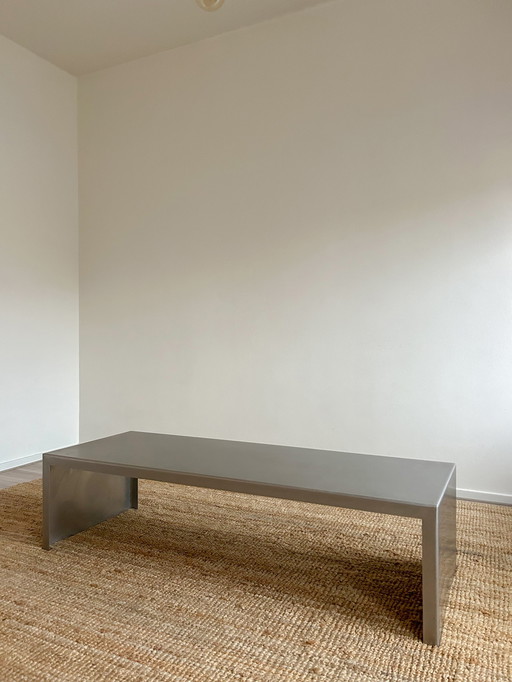 Table basse en acier inoxydable