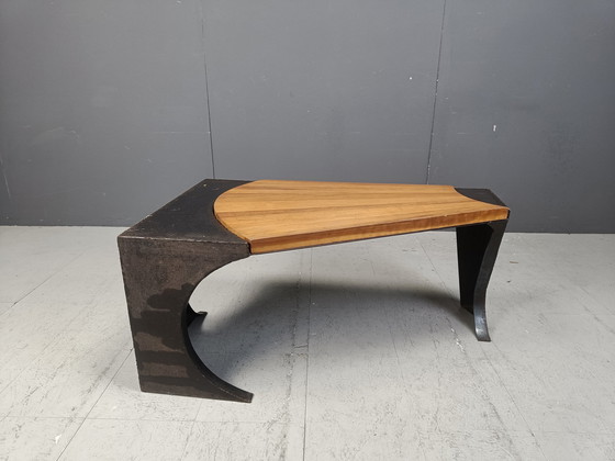 Image 1 of Table basse brutaliste en acier et bois, 1970S