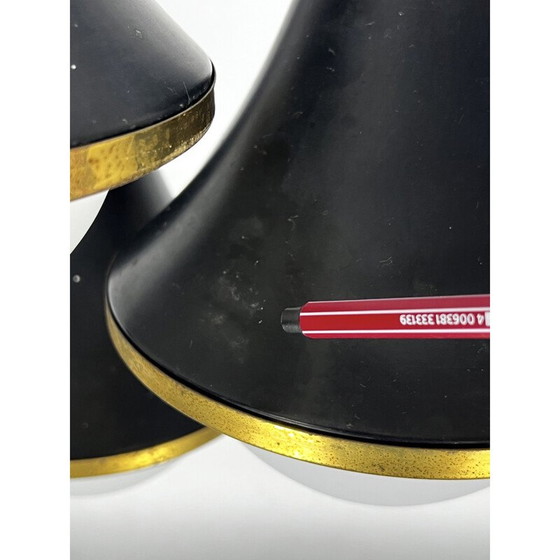 Image 1 of Lampe suspendue vintage en laiton et verre opalin pour Stilnovo, Italie 1950