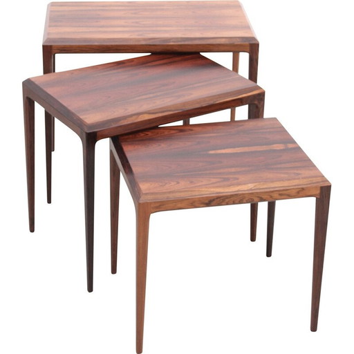 Tables gigognes scandinaves vintage en palissandre de Rio par Johannes Andersen