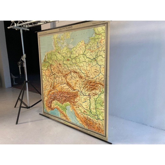 Image 1 of Carte scolaire vintage de l'Europe centrale en papier sur toile pour Westermann Braunschweig, 1960
