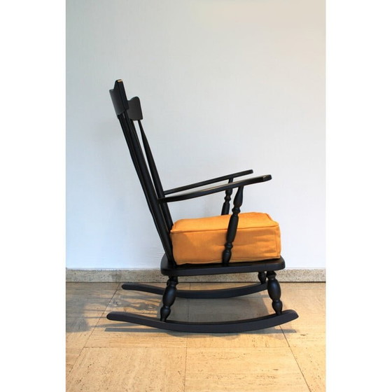 Image 1 of Fauteuil à bascule Windsor vintage, anglais