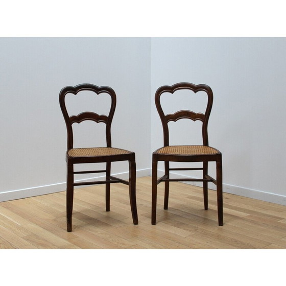 Image 1 of Chaise vintage en merisier avec assise cannée