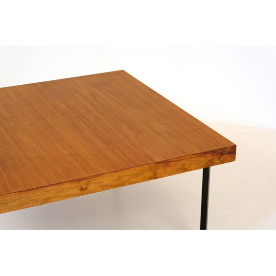 Image 1 of Table basse vintage en noyer, 1960