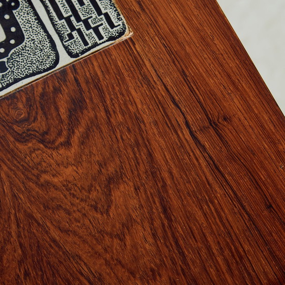 Image 1 of Mk10427 Table basse en bois de rose restaurée