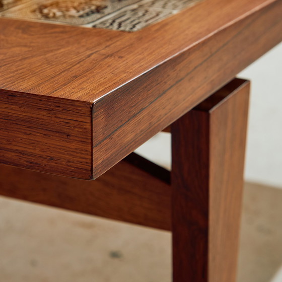 Image 1 of Mk10427 Table basse en bois de rose restaurée