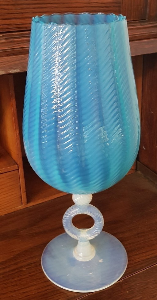 Vase d'art italien en verre opalescent