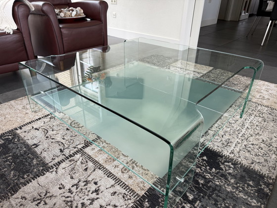 Image 1 of Table basse moderne en verre