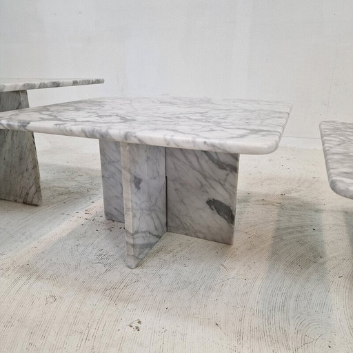 Ensemble de 3 tables basses vintage en marbre Bianco Carrara, Italie 1980
