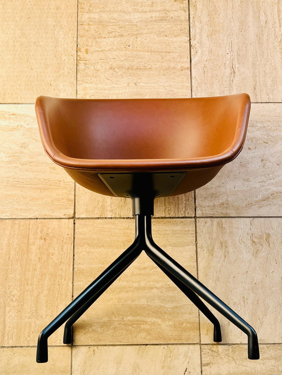 Image 1 of Hay About A Chair Chaise Aac21, Sense Cognac, base noire