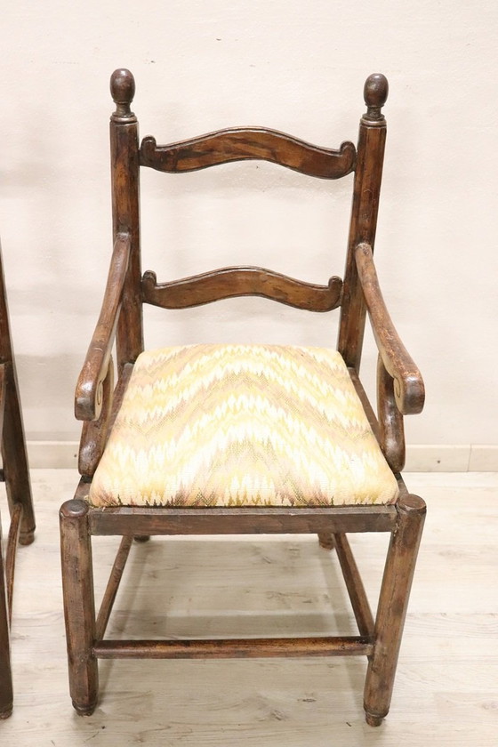Image 1 of Fauteuils rustiques anciens en bois, 18e siècle