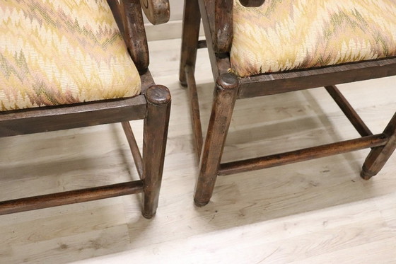 Image 1 of Fauteuils rustiques anciens en bois, 18e siècle
