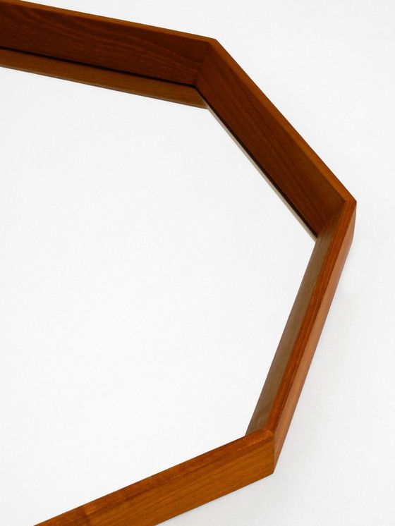 Image 1 of Très beau miroir mural octogonal en teck des années 1960 | 45Cm | 17.7"