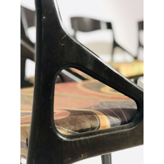 Image 1 of Ensemble de 4 chaises vintage en bois et tissu, 1970