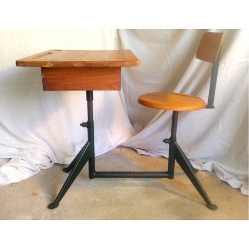 Table d'écolier vintage par Jean Prouvé