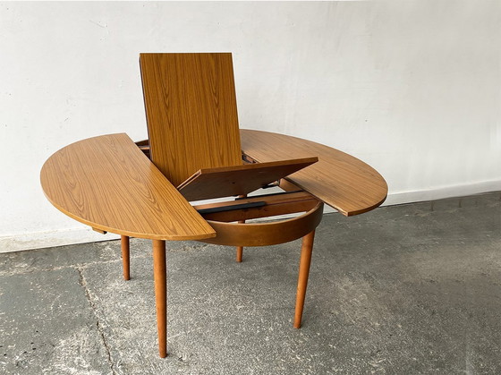 Image 1 of Schreiber Furniture Table et chaises de salle à manger