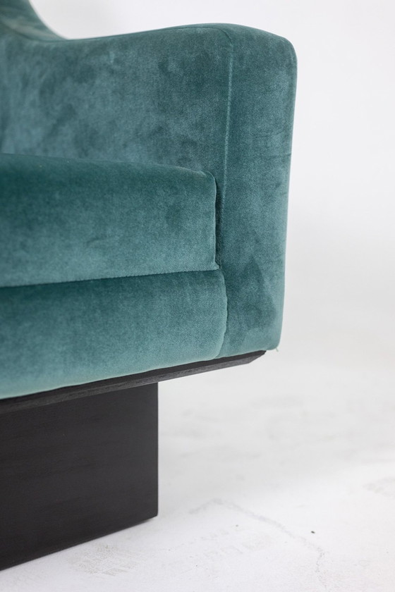 Image 1 of Paire De Fauteuils « Club », De Forme Cubique. Années 1940.