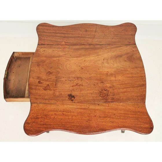 Image 1 of Table Pembroke du milieu du siècle en acajou estampillé de la couronne royale