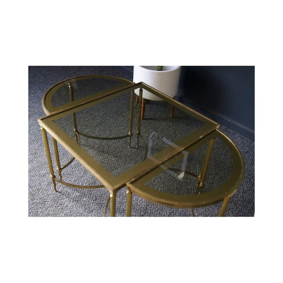 Image 1 of Table gigogne vintage en laiton et verre, France 1970