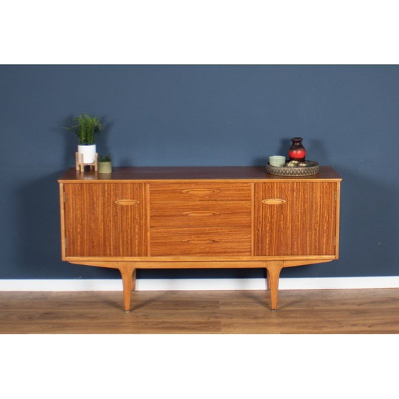 Image 1 of Buffet vintage en noyer par Jentique, 1960s