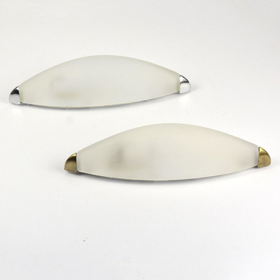 Image 1 of Paire d'appliques en verre au lait "Stefany" de Z. Kochanek pour Karko, Pologne 1980