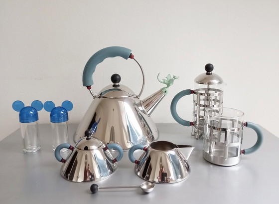 Image 1 of Designclassique Michael Graves Pop-Art/Postmoderne-Sett pour Alessi Italie 1985
