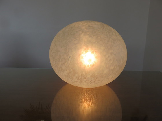 Image 1 of Lampe Caillou Italienne, En Verre Moucheté Blanc, 1980