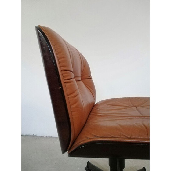 Image 1 of Fauteuil en cuir vintage par Ico Parisi pour Mim