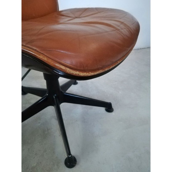 Image 1 of Fauteuil en cuir vintage par Ico Parisi pour Mim