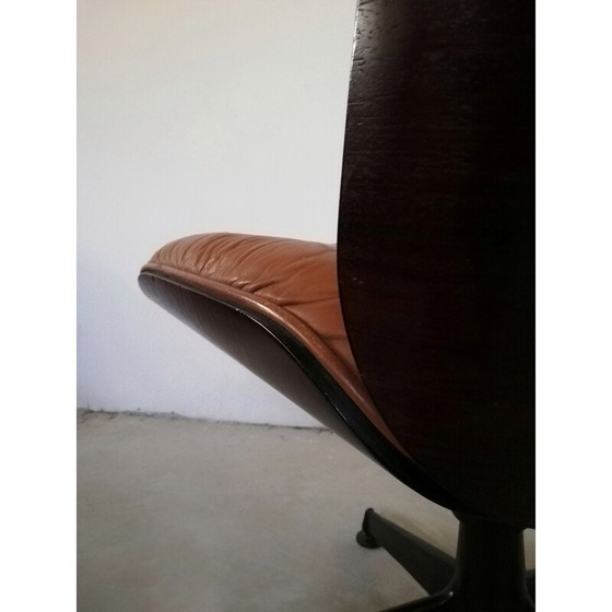 Image 1 of Fauteuil en cuir vintage par Ico Parisi pour Mim